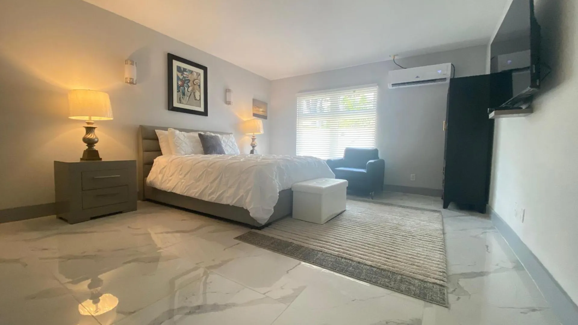 Bella Signature Suites Nassau